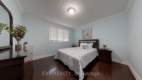 Photo 23 at 97 Jackman Crescent, West Woodbridge, Vaughan
