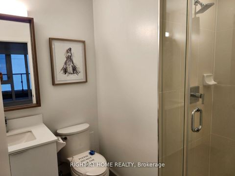 Photo 16 at 221 - 543 Richmond Street W, Waterfront Communities C1, Toronto