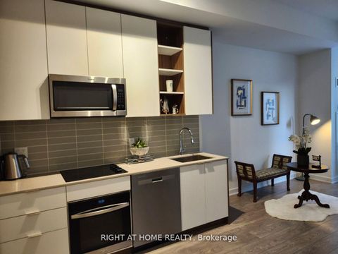 Photo 20 at 221 - 543 Richmond Street W, Waterfront Communities C1, Toronto