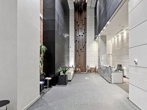 Photo 3 at 5004 - 15 Grenville Street, Bay Street Corridor, Toronto