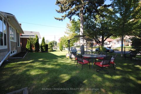 Photo 21 at 25 Arbutus Crescent, Dorset Park, Toronto