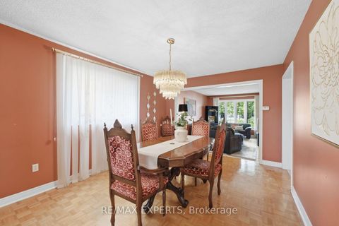 Photo 7 at 337 Forest Drive, West Woodbridge, Vaughan