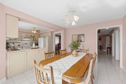 Photo 10 at 337 Forest Drive, West Woodbridge, Vaughan