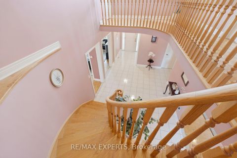 Photo 19 at 337 Forest Drive, West Woodbridge, Vaughan