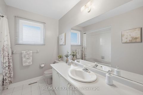 Photo 24 at 337 Forest Drive, West Woodbridge, Vaughan