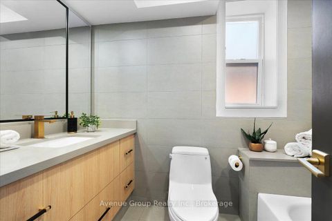 Photo 23 at 811 Dovercourt Road, Junction, Toronto