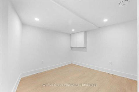 Photo 28 at 811 Dovercourt Road, Junction, Toronto