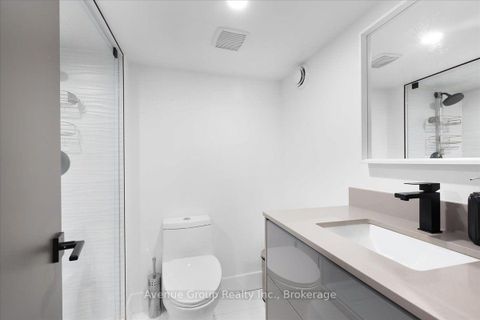 Photo 30 at 811 Dovercourt Road, Junction, Toronto