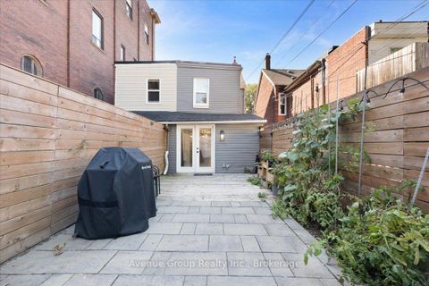 Photo 36 at 811 Dovercourt Road, Junction, Toronto