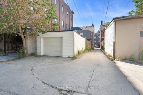 Photo 37 at 811 Dovercourt Road, Junction, Toronto