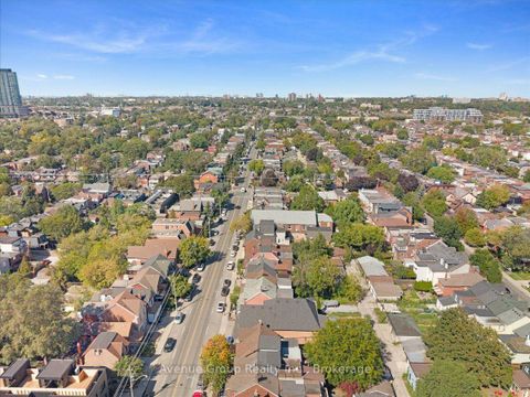Photo 44 at 811 Dovercourt Road, Junction, Toronto