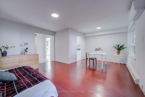 Photo 8 at 20 - 2550 Birchmount Road, Sullivan, Toronto