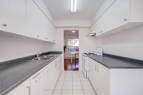 Photo 14 at 20 - 2550 Birchmount Road, Sullivan, Toronto