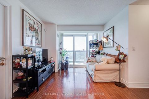 Photo 15 at 1318 - 25 Greenview Avenue, Newtonbrook West, Toronto