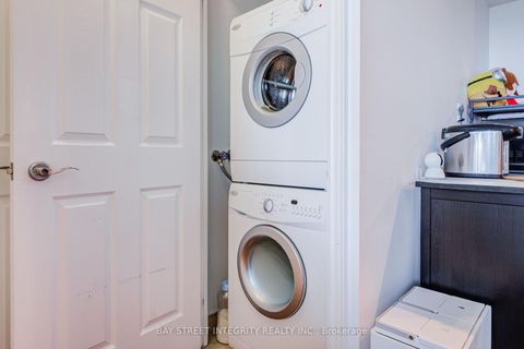 Photo 30 at 1318 - 25 Greenview Avenue, Newtonbrook West, Toronto