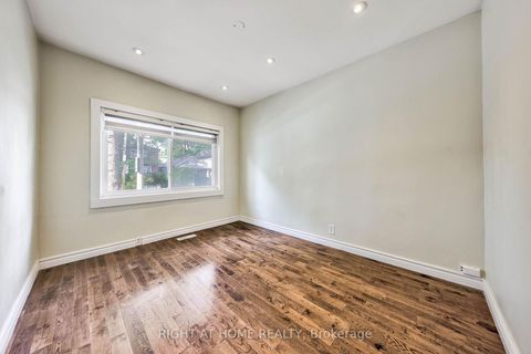 Photo 4 at 243 Coleridge Avenue, Lumsden, Toronto