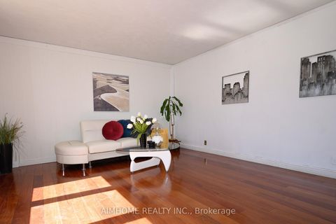 Photo 4 at 49 Bellefontaine Street, L'Amoreaux, Toronto