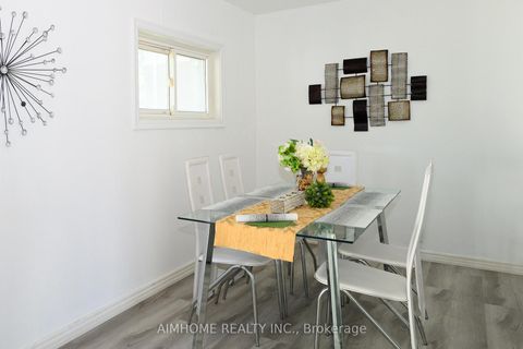 Photo 7 at 49 Bellefontaine Street, L'Amoreaux, Toronto