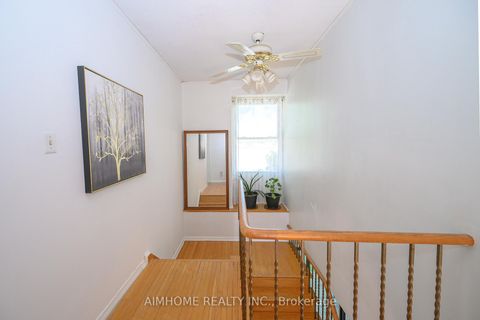 Photo 11 at 49 Bellefontaine Street, L'Amoreaux, Toronto