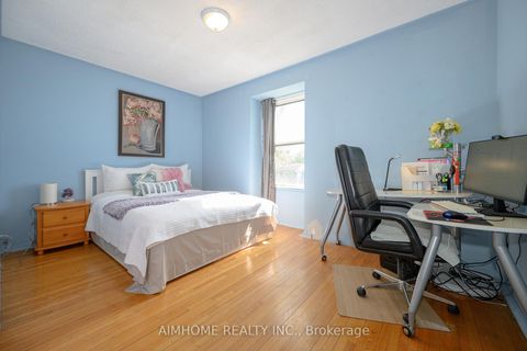 Photo 17 at 49 Bellefontaine Street, L'Amoreaux, Toronto
