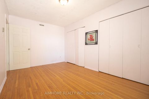 Photo 20 at 49 Bellefontaine Street, L'Amoreaux, Toronto