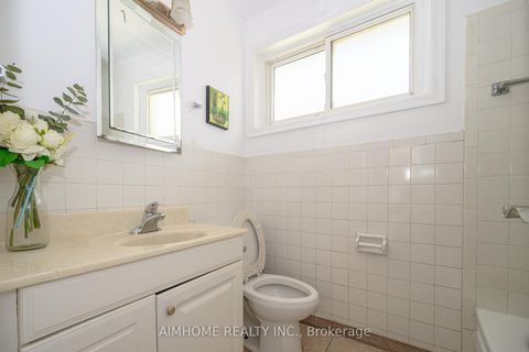 Photo 25 at 49 Bellefontaine Street, L'Amoreaux, Toronto