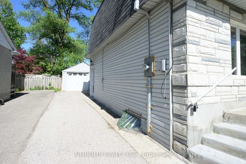 Photo 27 at 49 Bellefontaine Street, L'Amoreaux, Toronto