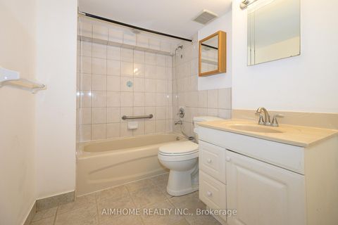 Photo 33 at 49 Bellefontaine Street, L'Amoreaux, Toronto