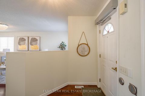 Photo 3 at 41 Irene Drive, Painswick South, Barrie