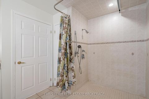Photo 16 at 41 Irene Drive, Painswick South, Barrie