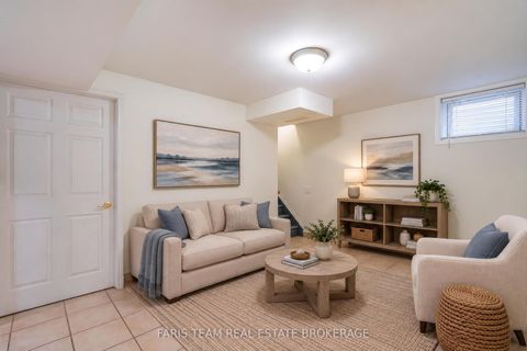 Photo 31 at 41 Irene Drive, Painswick South, Barrie