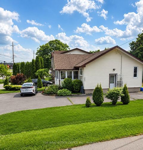 Photo 2 at 265 Pasadena Drive, Keswick South, Georgina