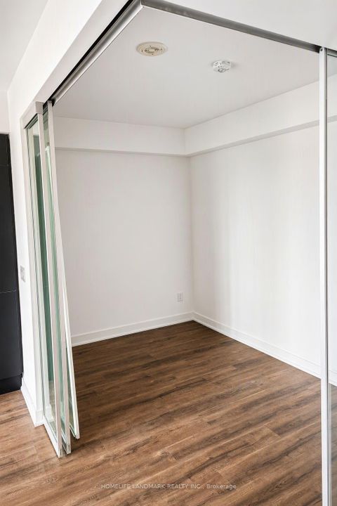 Photo 6 at 2117 - 85 Wood Street, Yonge Corridor, Toronto