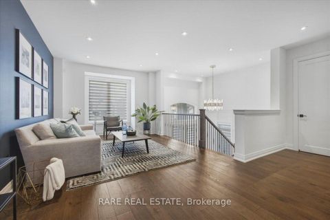 Photo 2 at 89 William Durie Way, Newtonbrook West, Toronto