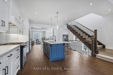 Photo 5 at 89 William Durie Way, Newtonbrook West, Toronto