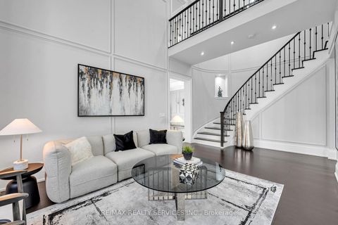 Photo 6 at 22 Giant Cedars Court, Nobleton, King