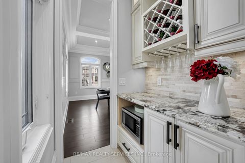 Photo 9 at 22 Giant Cedars Court, Nobleton, King