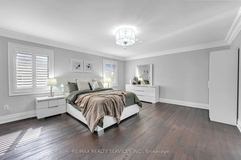 Photo 18 at 22 Giant Cedars Court, Nobleton, King