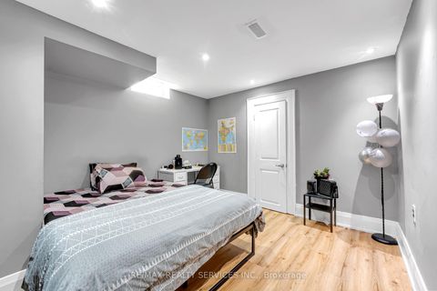 Photo 38 at 22 Giant Cedars Court, Nobleton, King