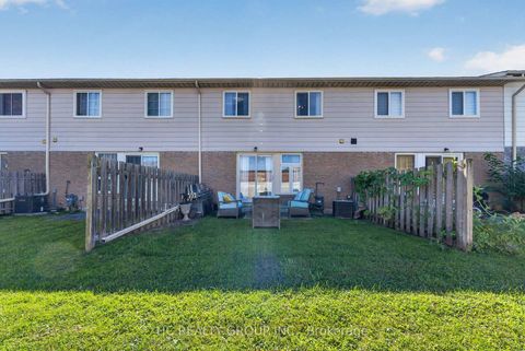 Photo 20 at 10 - 50 Blackwell Avenue, Malvern, Toronto