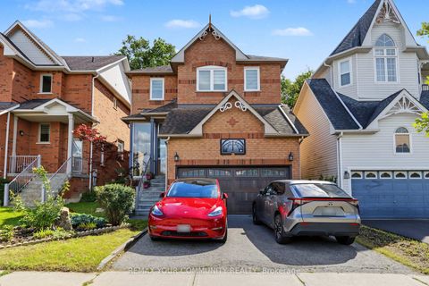 Photo 1 at 21 English Oak Drive, Oak Ridges, Richmond Hill