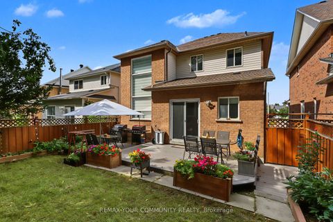 Photo 22 at 21 English Oak Drive, Oak Ridges, Richmond Hill