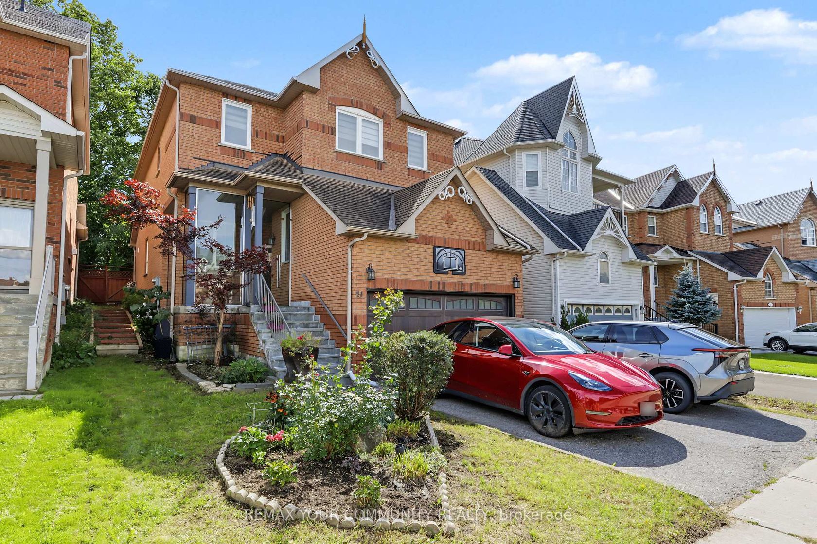 21 English Oak Drive, Oak Ridges, Richmond Hill photo number 2