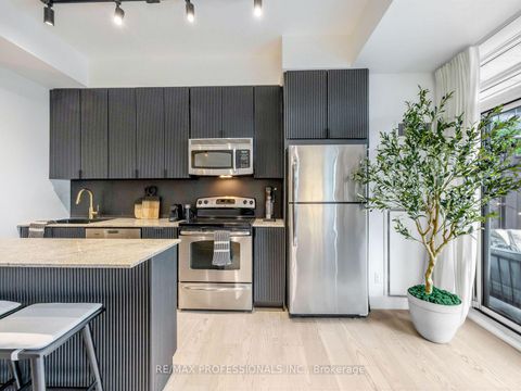 Photo 2 at 402 - 155 Legion Road N, Mimico, Toronto