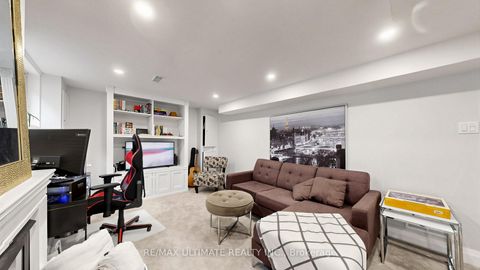 Photo 8 at 112 Coronation Drive, West Hill, Toronto