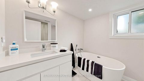 Photo 13 at 112 Coronation Drive, West Hill, Toronto