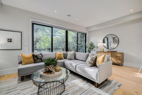 Photo 12 at 70 Bellefair Avenue, The Beaches, Toronto