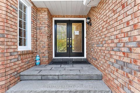 Photo 1 at 109 Heathwood Heights Drive, Hills of St Andrew, Aurora