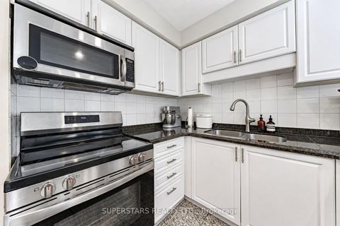Photo 9 at 109 Heathwood Heights Drive, Hills of St Andrew, Aurora