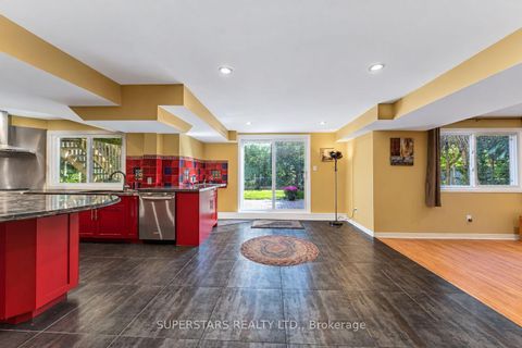 Photo 33 at 109 Heathwood Heights Drive, Hills of St Andrew, Aurora
